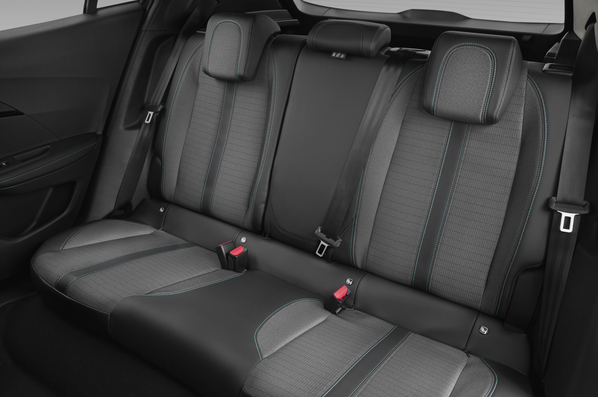 Peugeot 2008 - immagine 6